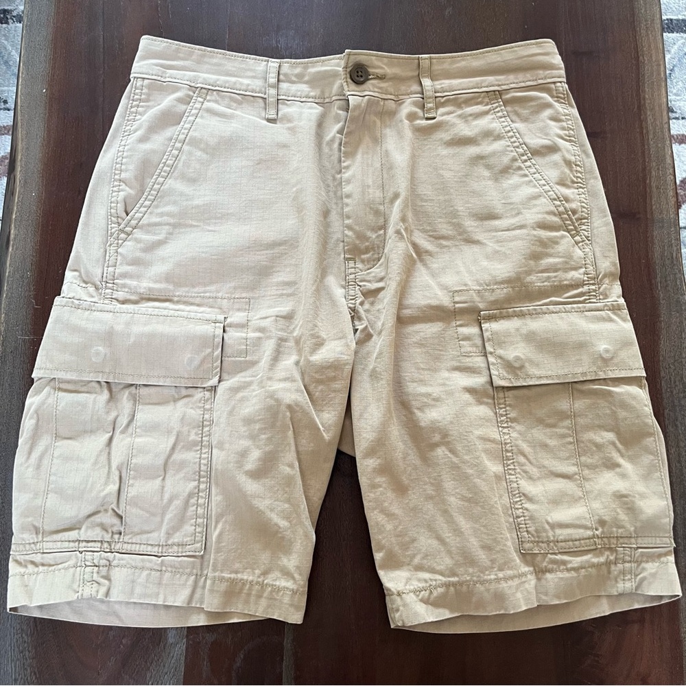 Levi's Tan Cargo Shorts Relaxed Fit